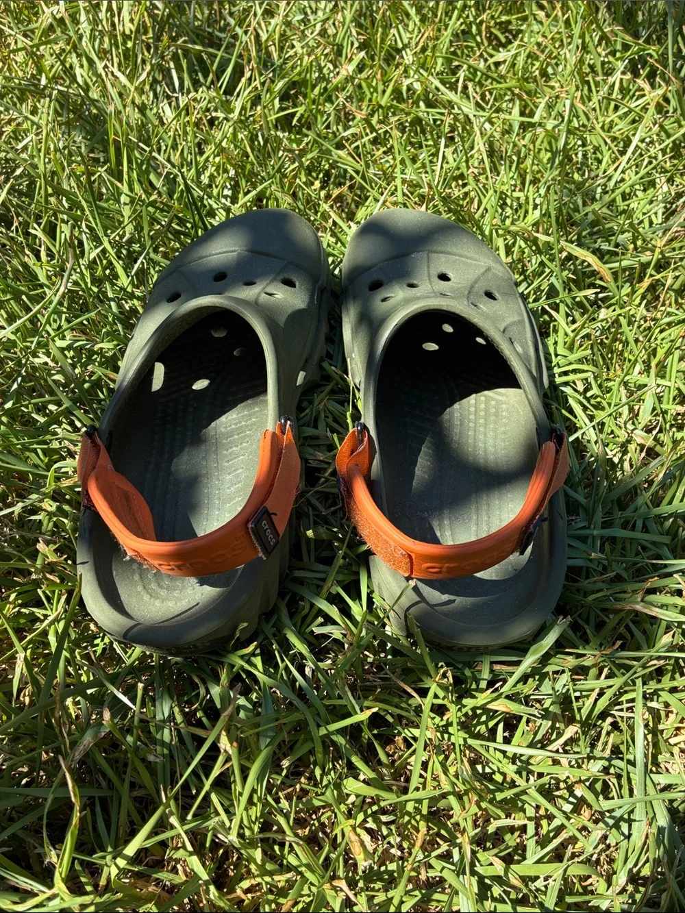 Men’s olive green crocs // or Women’s Size 10
